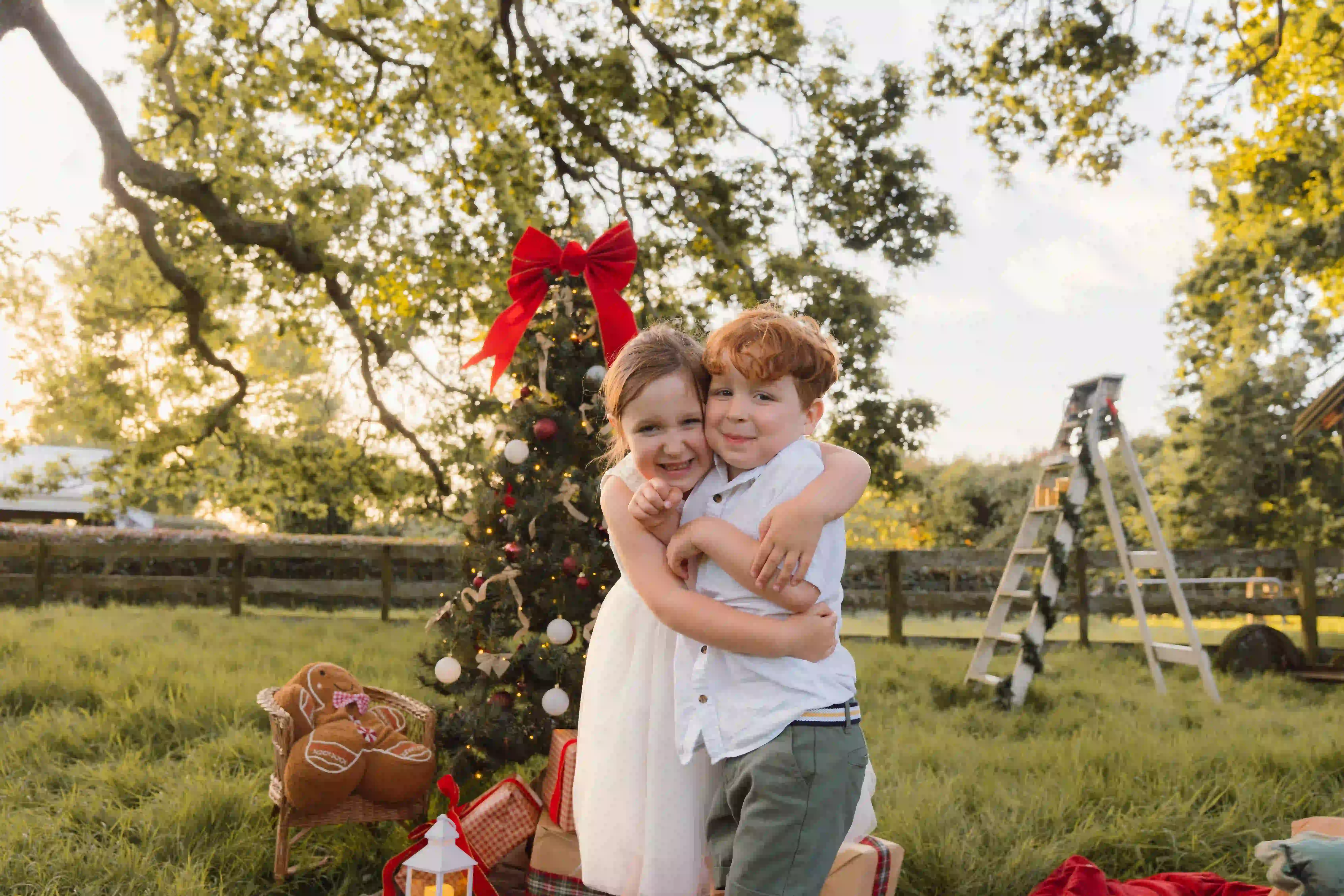 Christmas family photographer New Plymouth - Professional holiday mini shoot portraits Taranaki photography session