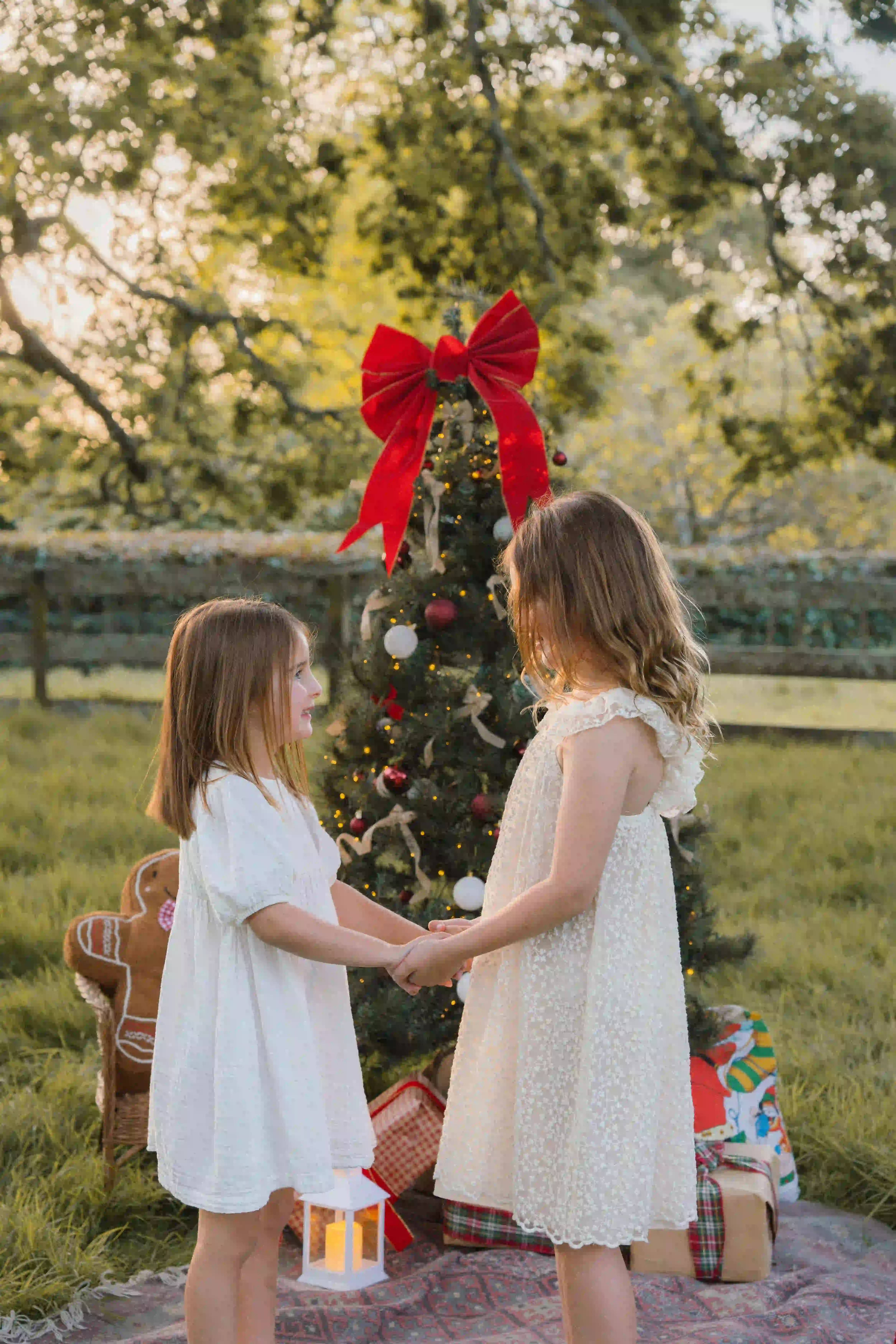 Festive family photography session New Plymouth - Christmas mini shoot portraits Goldie & Co photographer Taranaki